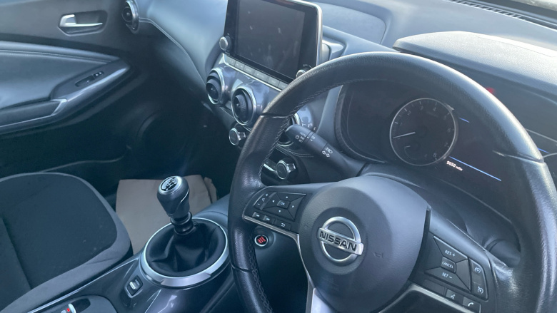 Nissan Juke 1.0 DiG-T 114 N-Connecta 5dr Petrol Hatchback